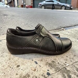 Clarks Cora Poppy Black Tumbled Leather Loafers Womens 10W Wide Slip On Shoes